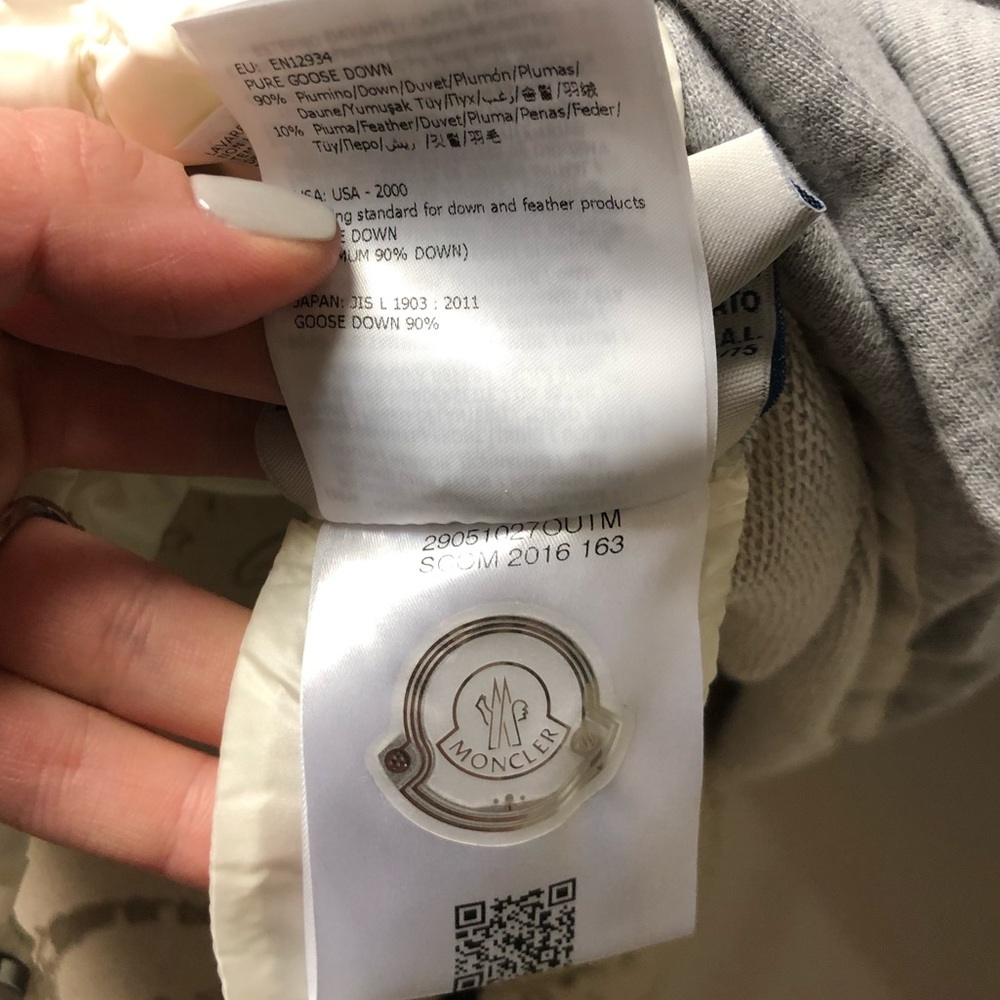 [5] Moncler Jacket Puffer Hooded Cardigan Grey Cream Women’s Small & Extra Small - Picture 8 of 8